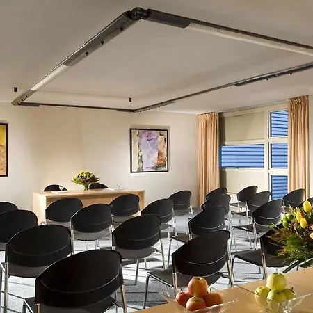 Citadines Centre 3*